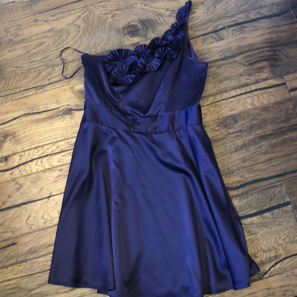 One shoulder dress with flower accents